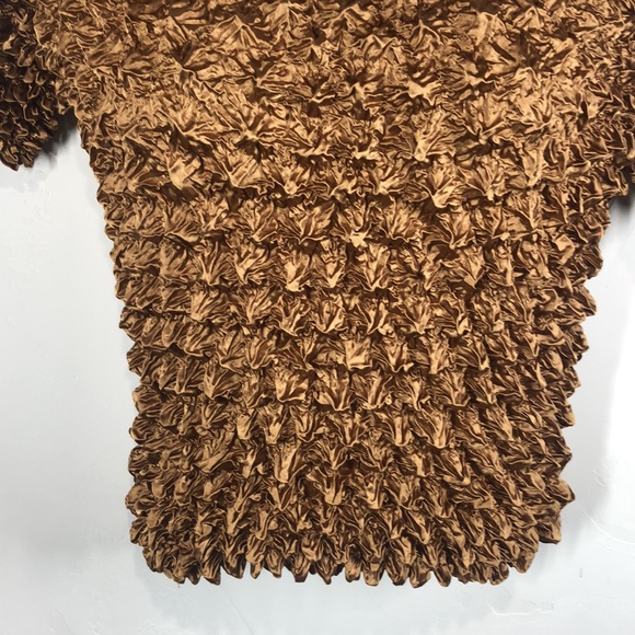 NWT West Loop gold popcorn top size one size - Picture 3 of 11